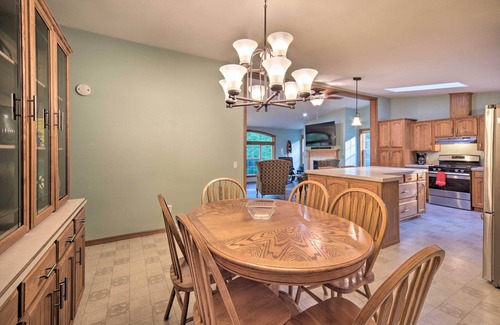Birchwood Cabin | Serene Cabin Retreat by Red Cedar Lake with Spa & Breakfast