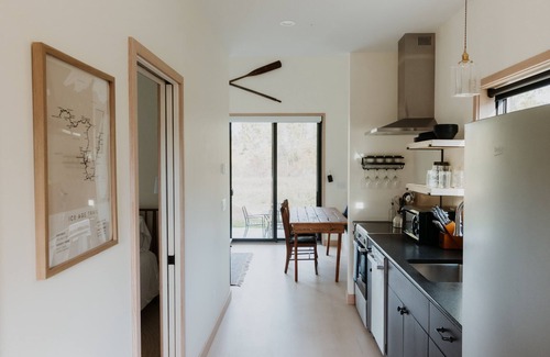 Cascade Cabin | Idyllic Cabin Retreat with Hot Tub and Sauna on 5 Acres