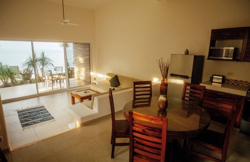 El Faro Apartment | Cozy Cliffside Retreat with Ocean Views and Spa Access