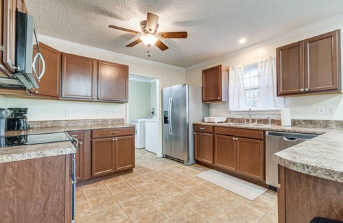Theodore House | Relaxing Coden Retreat: Oceanfront Haven Near Dauphin Island