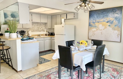 Paradise Condo | Serene Condo with Cozy King Beds & Fast WiFi for Work