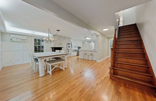 Jackson Other | Bright and Beautiful Home with Modern Kitchen & Hot Tub