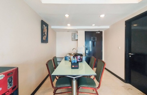 Braga Apartment | Peaceful 2Br Apartment at Braga City Walk with Pool & Breakfast