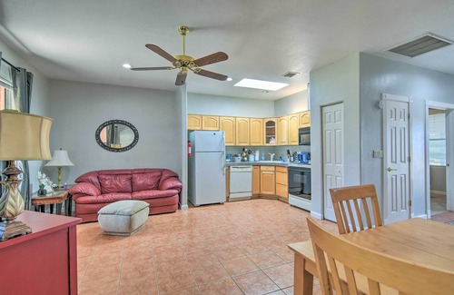 Eleven Mile Corner Apartment | Serene Eloy Apartment with Pool and Oasis Courtyard