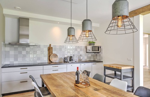 Rijsbergen Other | Relaxing Rijsbergen Farmhouse with Hot Tub & Garden Oasis