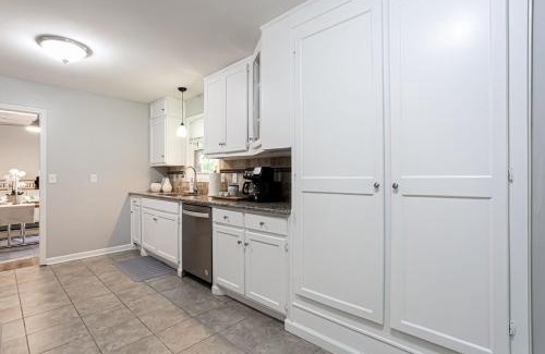 East Cobb House | Tranquil Forest in the heart of Roswell