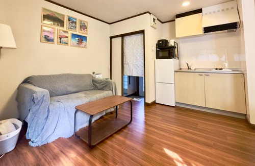 Shimoigusa Apartment | Conveniently Located Hotel for a Relaxing Getaway