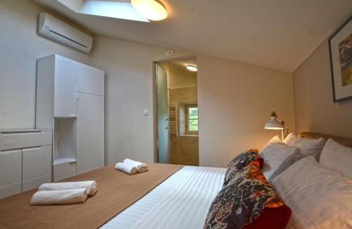 Golas House | Tranquil Getaway with Shared Pool in Bale - One Bedroom Apartment