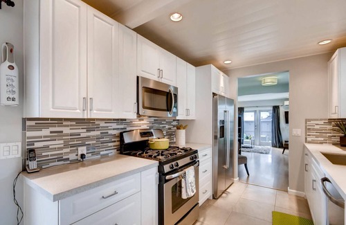 Townsite House | Serene Indoor/Outdoor Oasis Just Steps from the Ocean