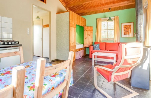 Lage Zwaluwe House | Tranquil Holiday Home in Lage Zwaluwe with Terrace