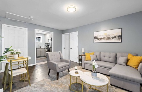 Ampere Apartment | Tranquil Home Away From Home