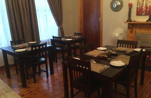 Komani Bed & Breakfast | Charming Tranquil House B&B: Pet Friendly & Great Amenities