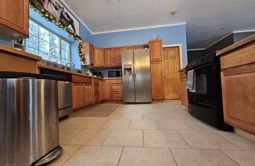 Kenai House | Relaxing Stay in Kenai Block Home with Pet-Friendly Perks