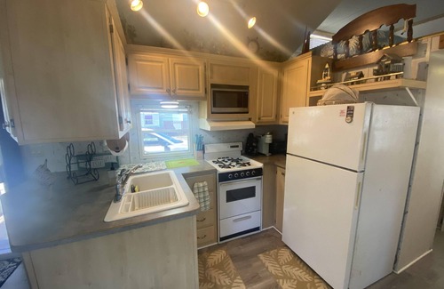 Key Largo House | Serene Key Largo Retreat: 2-Bedroom Trailer with Pool