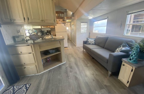 Key Largo House | Serene Key Largo Retreat: 2-Bedroom Trailer with Pool