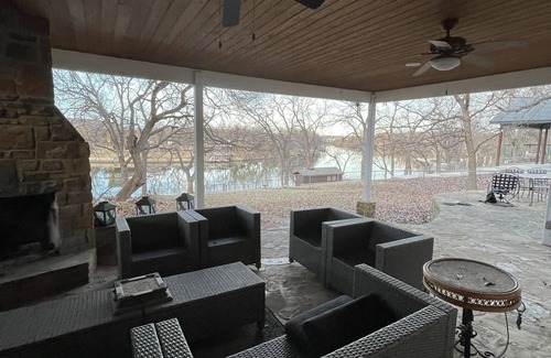 Burnet House | Serene Lake LBJ Retreat: Kayak, Fish & Unwind in Nature