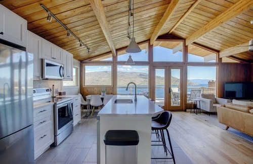 Central Okanagan House | Tranquil lake view retreat in the Okanagan. Hot tub and Pet-Friendly!