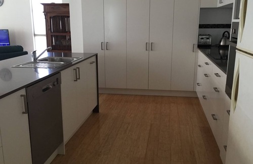 Coomba Park House | Relaxing Lakeside Retreat at Coomba Park - Rated 9.6/10