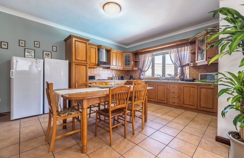 Swieqi Villa | Peaceful Mansion: Pool, BBQ & Game Room Awaits You