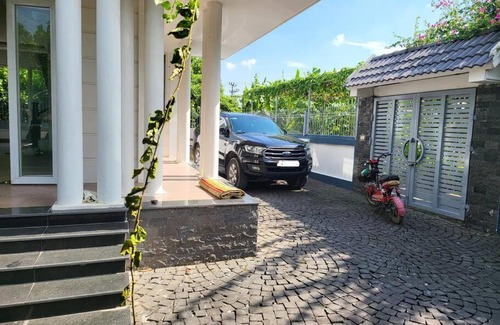 Khoai Chau Villa | Peaceful Villa Retreat in HungYen Countryside, Pet Friendly