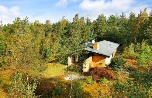 Dueodde House | Spacious 6-Person Holiday Home in Nex - Pet Friendly Retreat