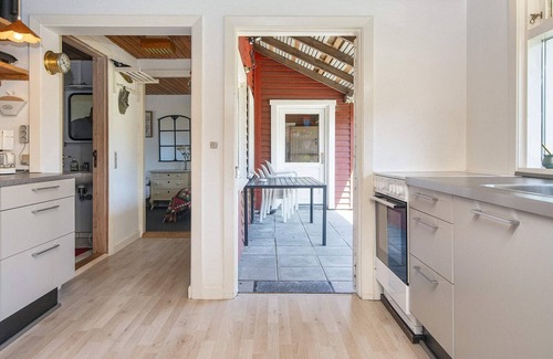 Rindby Strand House | Family-Friendly 5-Person Holiday Home in Fanø - Rated 9.8/10