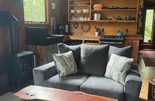 Ellsworth Cabin | Tranquil rustic cabin in the woods, 20 mins to Ellsworth & 50 mins to Bar Harbor