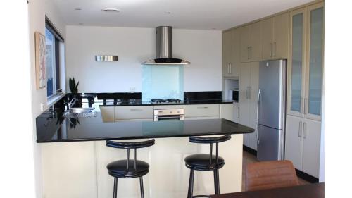 Riverside House | Tranquil Stay by the Tamar