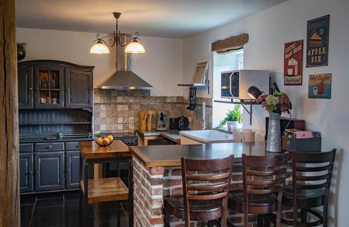 Doische Cottage | Cozy Cottage in Gimnée - Pet Friendly & Guest Rated 9.8