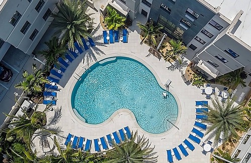 Naples Apartment | Beautiful Studio for 4 with Pool, Near Major Attractions