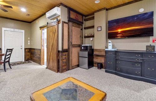 Almont Apartment | Tranquil suite in The Neck neighborhood on Edisto Island