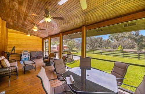 Williston House | Serene Suite with Porch Near Cedar Lakes - Guest Rated 9/10