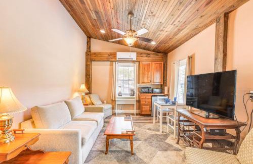 Williston House | Serene Suite with Porch Near Cedar Lakes - Guest Rated 9/10