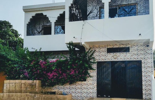 Thies Nord Apartment | Budget-Friendly Tranquil Thies-Diakhao B&B with Family Amenities