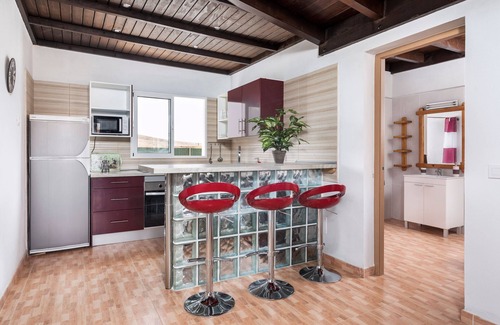 Tuineje Villa | Idyllic Villa Ralue: Pool, Garden & Oceanfront Bliss