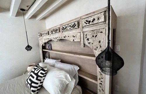 Downtown Queretaro Hotel | Peaceful Suite on the Prime Street of Central Qro