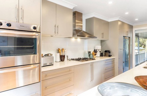 Hyams Beach House | Unwind at Hyams Beach - 10/10 Rated Oceanfront Retreat