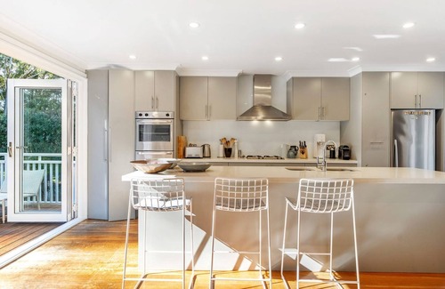 Hyams Beach House | Unwind at Hyams Beach - 10/10 Rated Oceanfront Retreat