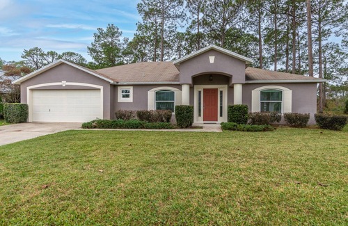 Palm Coast House | Nature Retreat: Pet-Friendly Home with Ocean Views