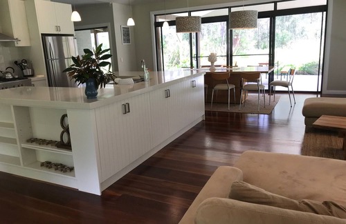 Bungwahl House | Serene Retreat Near Lakes and Beaches with Ocean Views