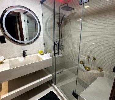 Quartier Al-Atlas Apartment | Serene Getaway in the Heart of Fez for Families & Pets