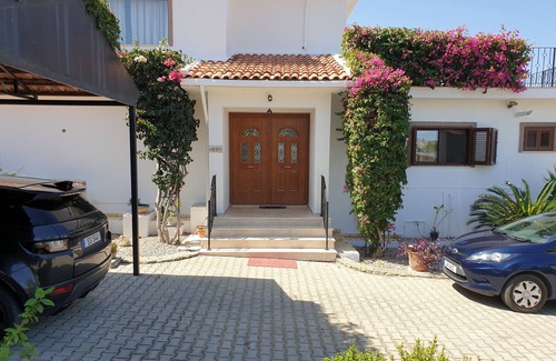Dogankoy Villa | Relaxing Four Bedroom Villa with Ocean View in Girne