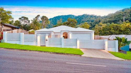 Brinsmead House | Tranquility on Parkridge