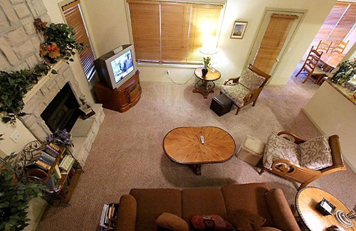 Branson West Villa | Relax at Tranquility Place Villa with Pool and Breakfast