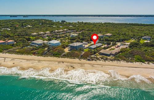 Melbourne Beach Apartment | Oceanfront Tranquility Seahorse Suite with Private Beach