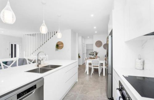 Nelson Bay House | Experience Tranquility Shores: 4-Star Family-Friendly Retreat