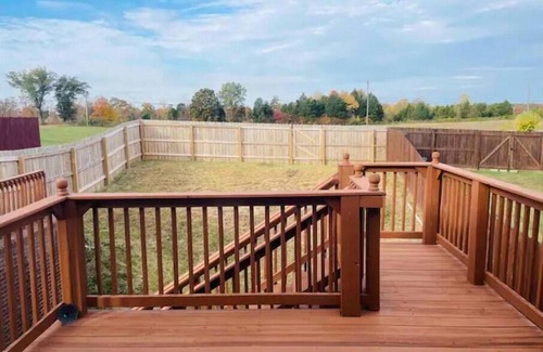 Vine Grove House | Discover Twin Lakes: 3 Bedrooms & Family-Friendly Amenities