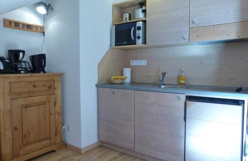 Villar-d'Arene Apartment | Serenity and Authenticity Nestled at the Foot of Ecrins