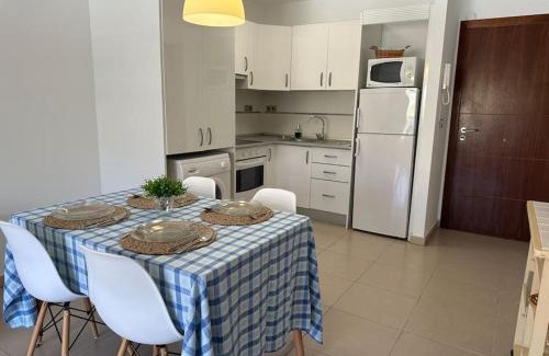 Alcala Apartment | Peaceful Retreat by the Sea with Private Parking