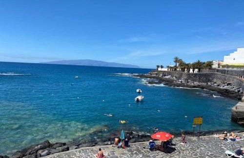 Alcala Apartment | Peaceful Retreat by the Sea with Private Parking